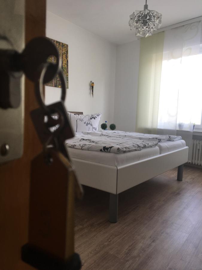 Pension "Am Markt" Treis-Karden Esterno foto