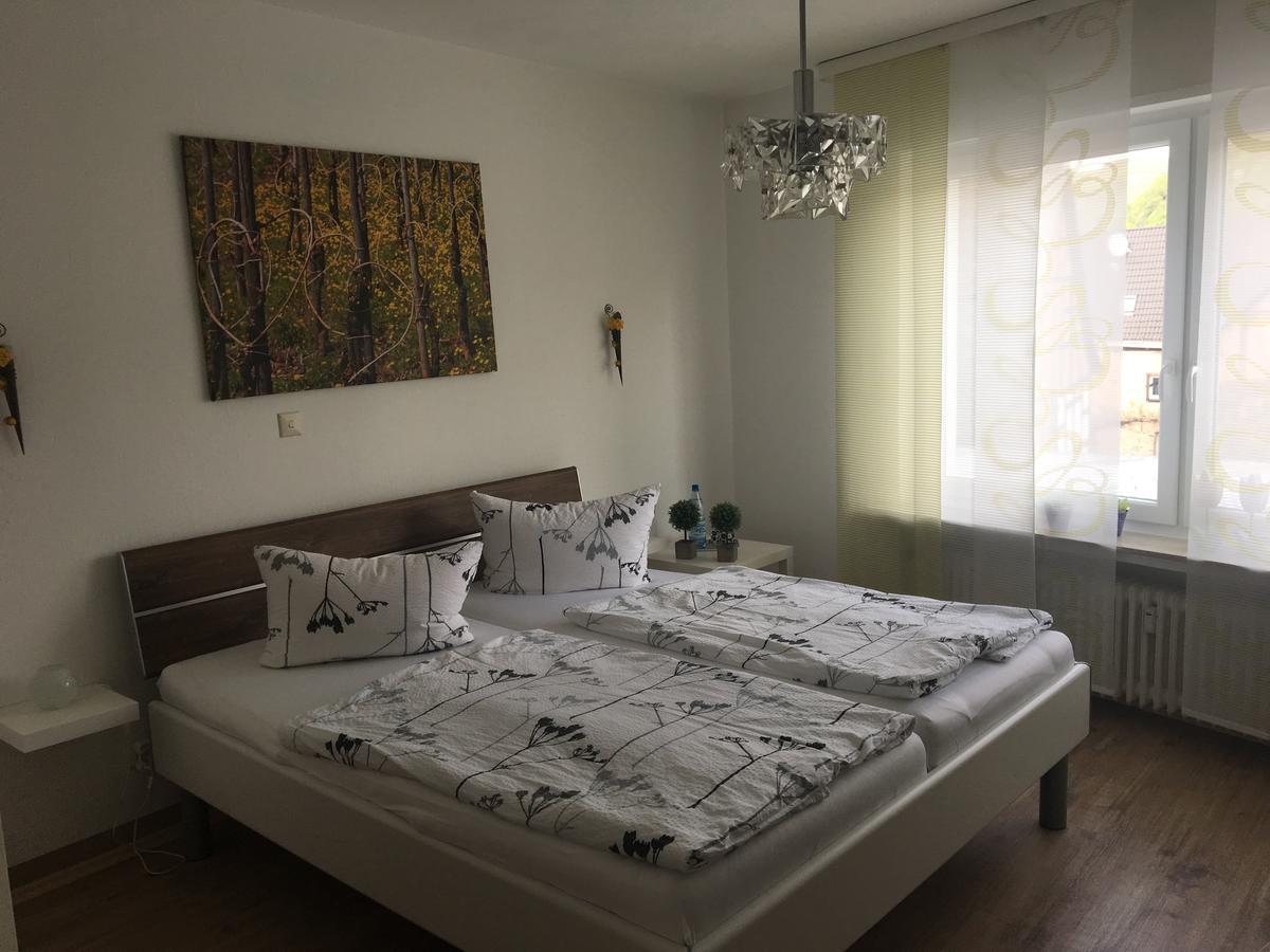 Pension "Am Markt" Treis-Karden Esterno foto